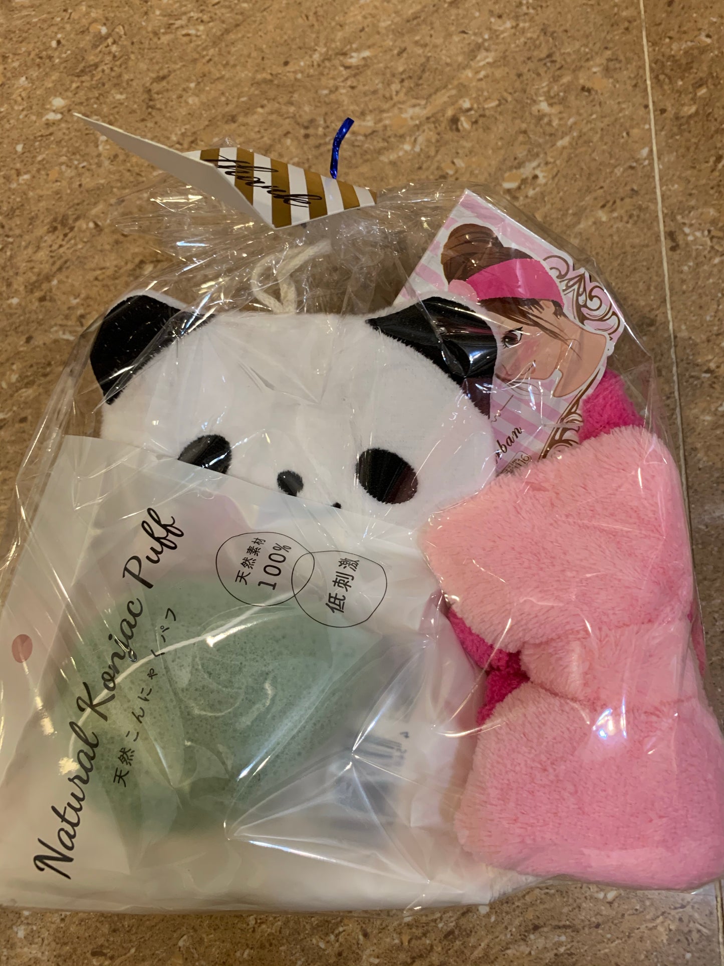 Panda towel kit/hairband and Konjac sponge